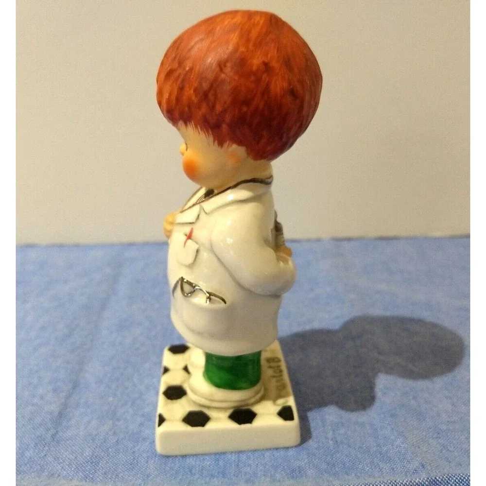 Goebel Charlot Byj REDHEAD‎ Doctor TROUBLE SHOOTER Figurine #67 TMK4 Germany VTG